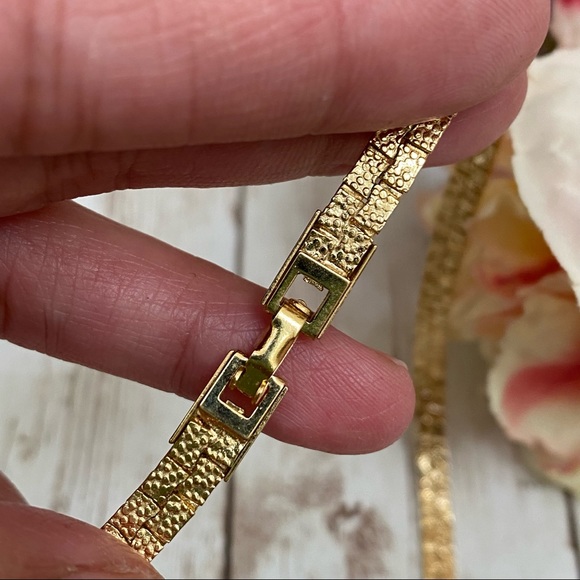 Vintage Gold-tone Flat Chain w/ CZ Clear Stone Center Necklace - Picture 15 of 15